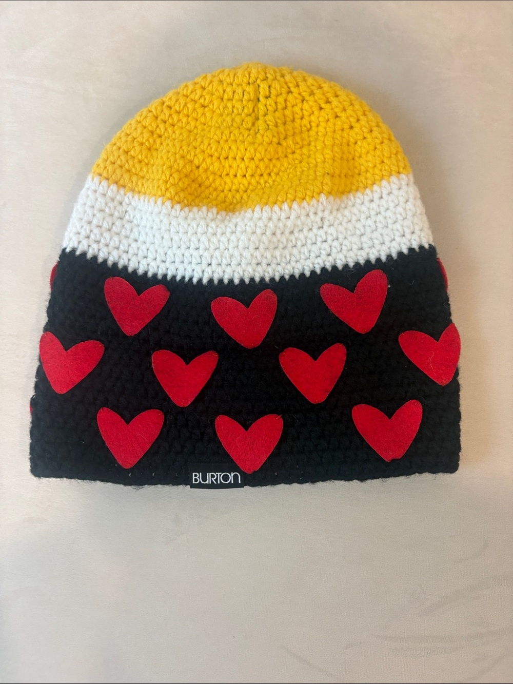 L.A.M.B./Burton women’s Colorblock Knit Beanie - Yellow, Black & White RARE🤍 - Picture 3 of 5